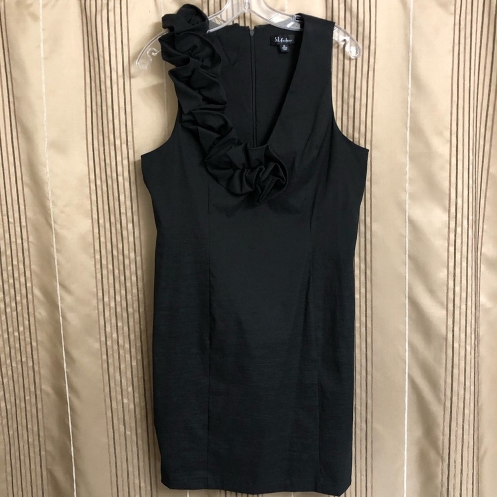 🔥 Cascading Ruffle Bodycon Dress